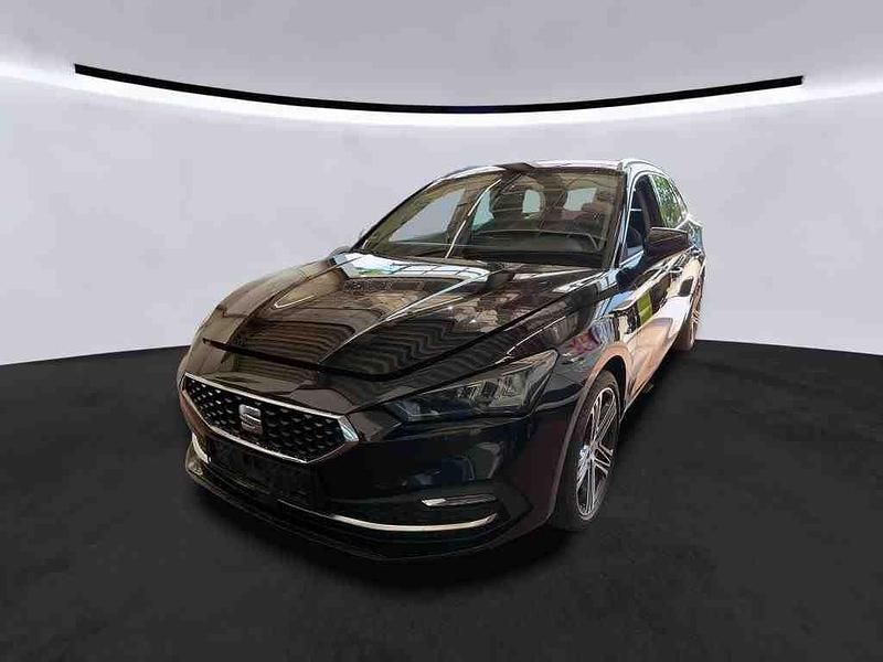 Schwarz Gebraucht 2022 Seat Leon XCELLENCE Limousine | 20.990 € (Fairer Preis) - Bild 1/4