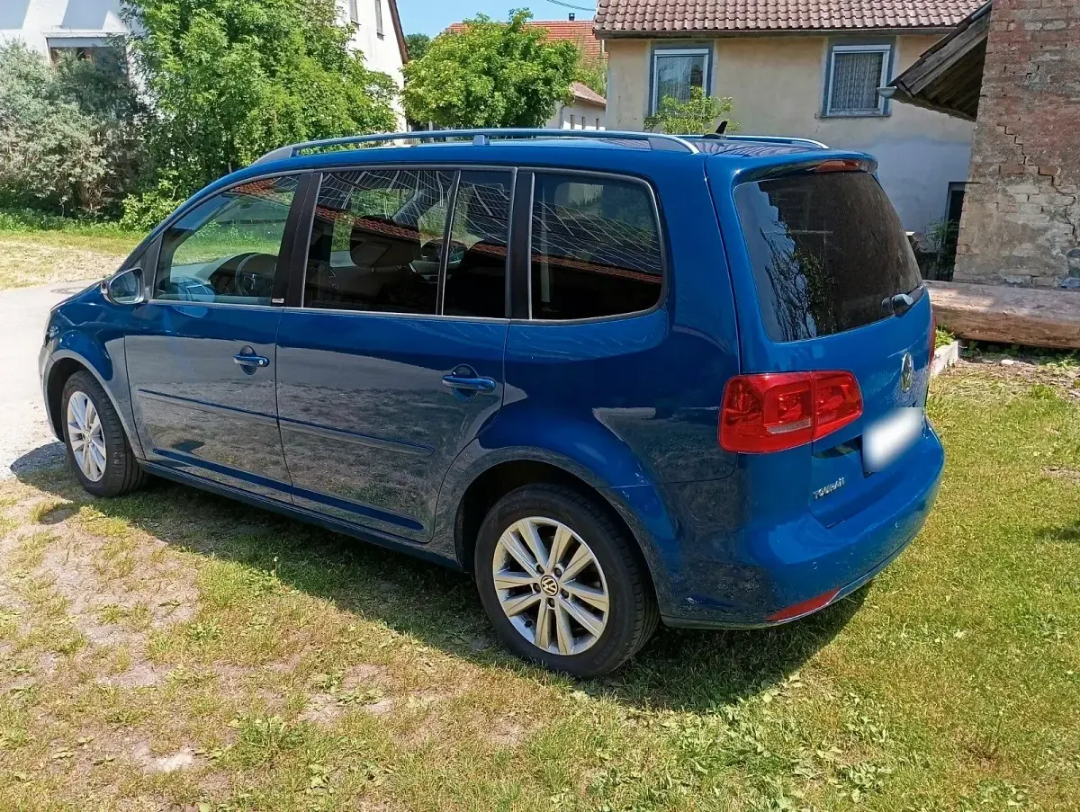 Occasion VW Touran Style 105 ch (77 kW) 2012 Bleue Monospace