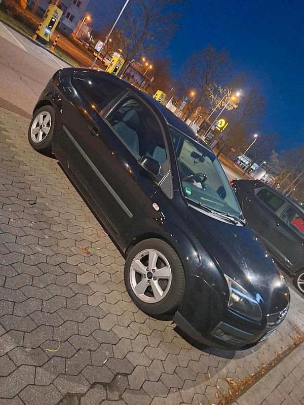 Usata Ford Focus 101 CV (74 kW) 2005 Nero
