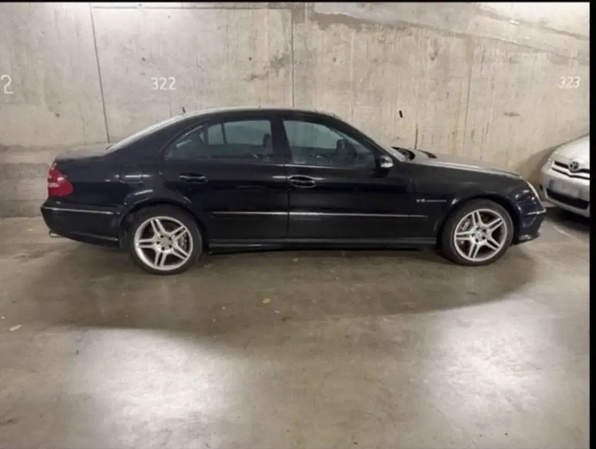 Gebraucht Mercedes E55 AMG AMG 476 PS (350 kW) 2002 Schwarz Limousine