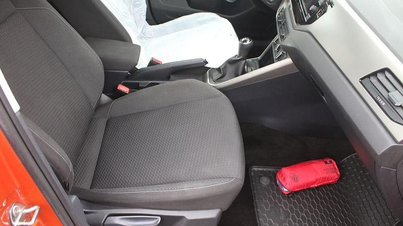 Gebraucht VW Polo Comfortline 95 PS (69 kW) 2017 Orange Limousine