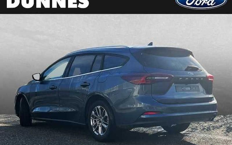 Neu Ford Focus ST 155 PS (114 kW) 2025 Blau Kombi