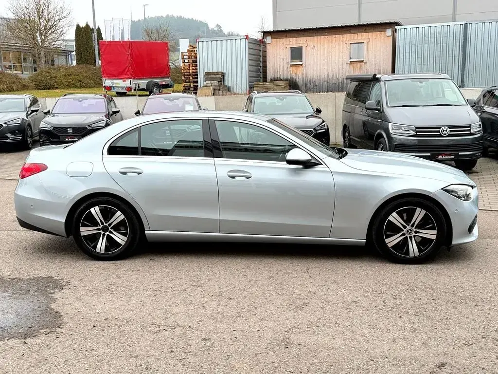 Gebraucht Mercedes 220 Avantgarde 200 PS (147 kW) 2021 Silber Limousine