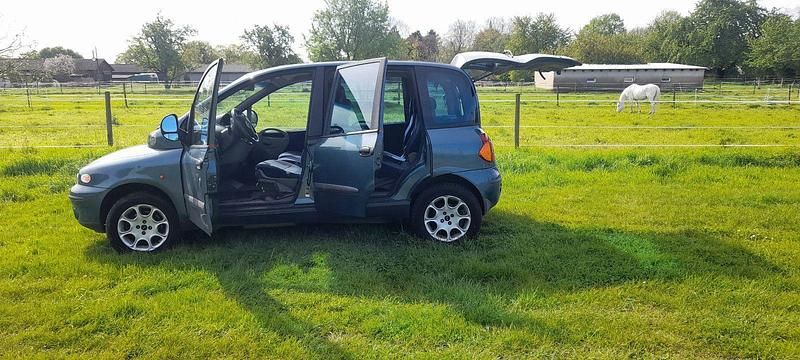 Gebraucht 2004 Fiat Multipla Van / Kleinbus | 2.490 € - Bild 1/4
