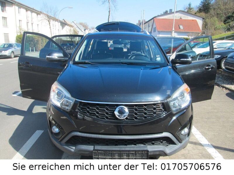 Usata SsangYong Korando Crystal 175 CV (128 kW) 2014 Nero SUV
