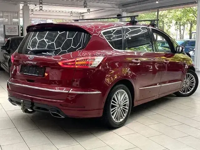 Gebraucht Ford S-MAX Vignale 180 PS (132 kW) 2018 Rubyrot (metallic) Van / Kleinbus