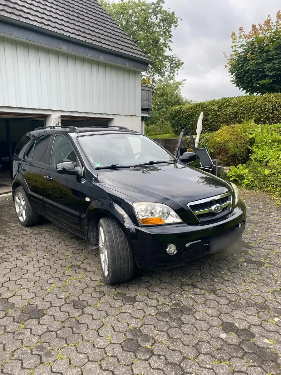 Gebraucht Kia Sorento 163 PS (119 kW) 2009 Schwarz SUV