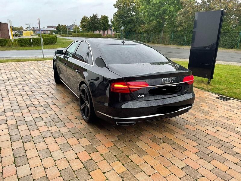 Gebraucht Audi A8 Ambiente 262 PS (192 kW) 2016 Schwarz Limousine
