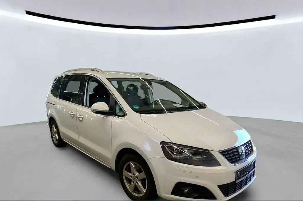Gebraucht Seat Alhambra XCELLENCE 150 PS (110 kW) 2020 Weiß Van / Kleinbus