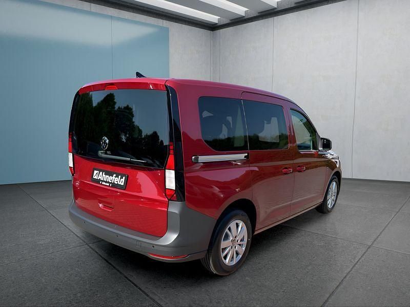 Gebraucht VW Caddy 102 PS (75 kW) 2024 Rot Van / Kleinbus