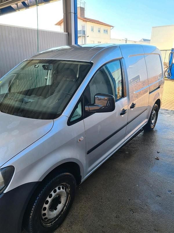 Gebraucht VW Caddy Maxi 102 PS (75 kW) 2014 Silber Van / Kleinbus