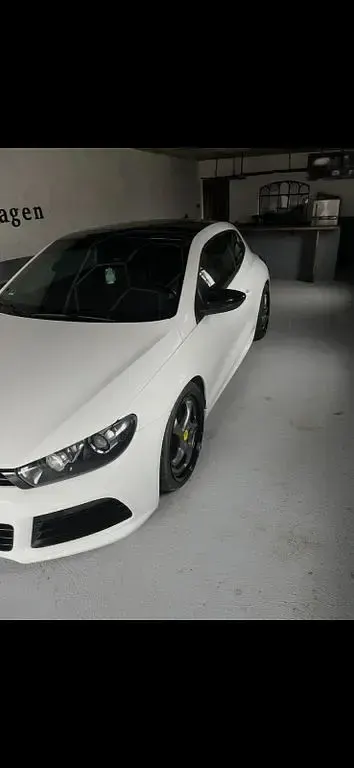 Gebraucht VW Scirocco R 265 PS (194 kW) 2011 Weiß Coupé