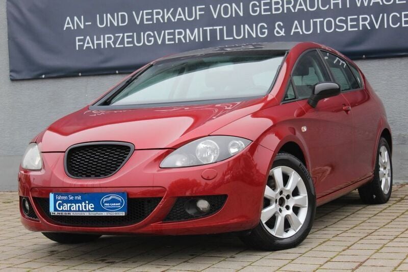 Rot Gebraucht 2007 Seat Leon Style Limousine | 2.250 € (Superpreis) - Bild 1/4