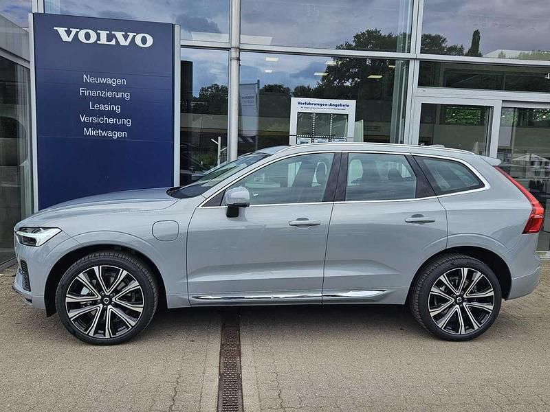Gebraucht Volvo XC60 Plus 335 PS (246 kW) 2025 Grau SUV