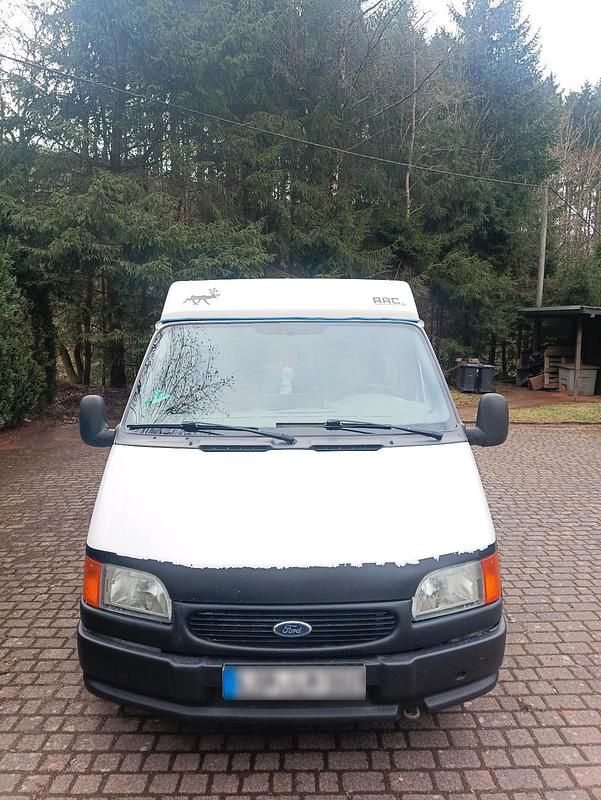 Second-hand Ford Transit 2000 Monovolum
