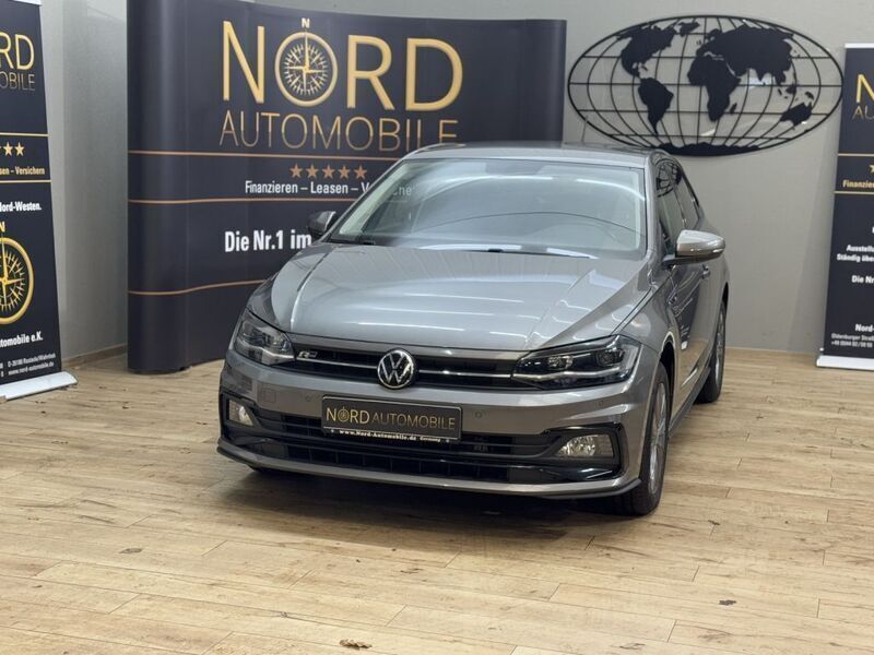 Limestone grey metallic (metallic) Gebraucht 2021 VW Polo R-line Limousine | 18.700 € (Guter Preis) - Bild 1/3