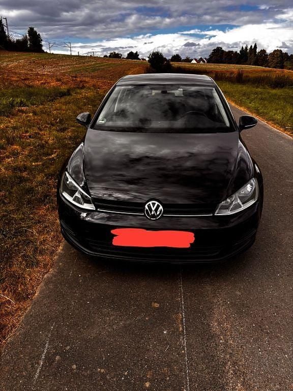 Schwarz Gebraucht 2014 VW Golf VII Cup Limousine | 8.700 € (Fairer Preis) - Bild 1/4