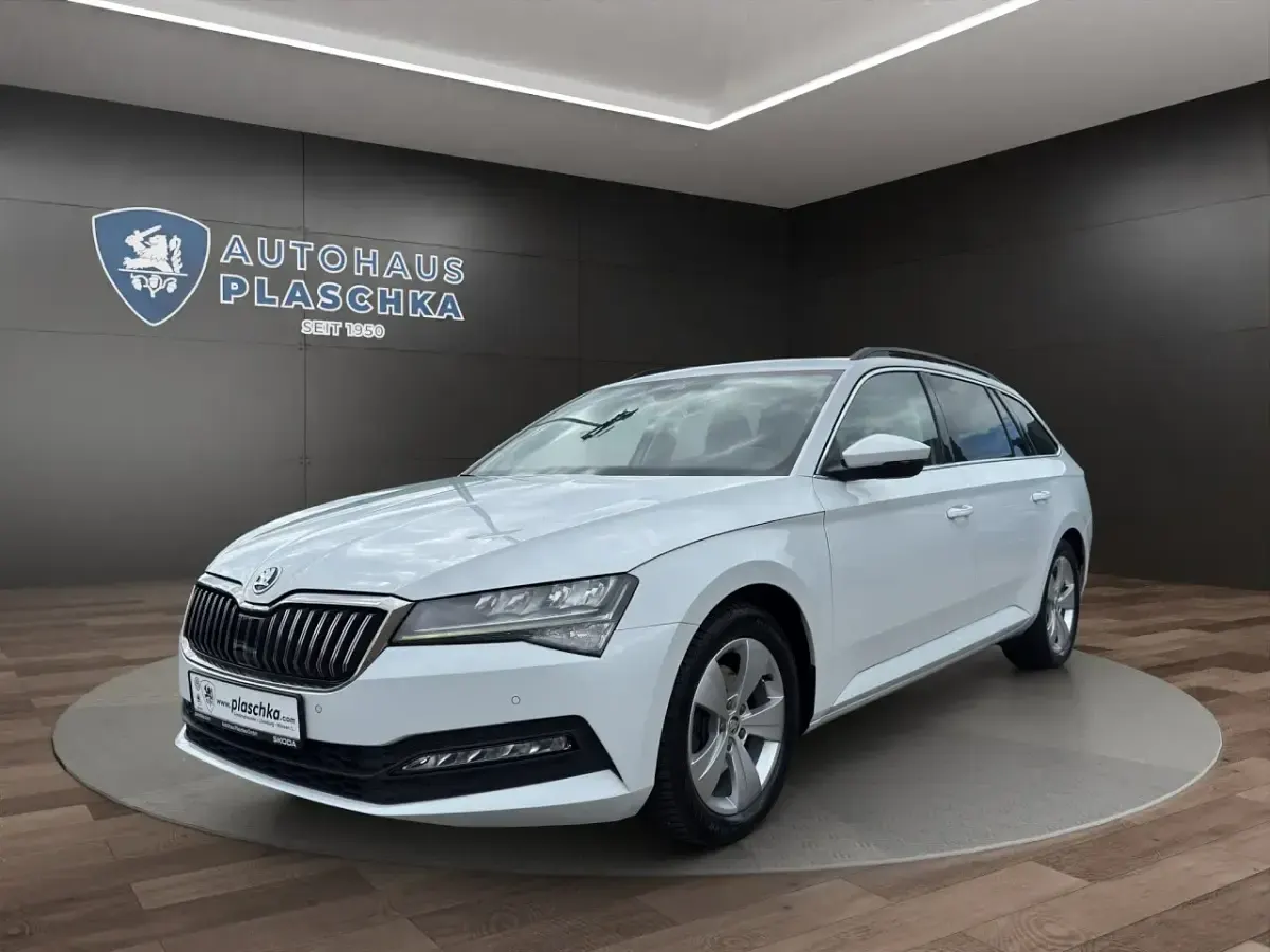 Gebraucht Skoda Superb Ambition 190 PS (139 kW) 2020 Kombi