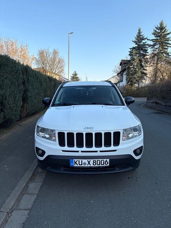 Gebraucht Jeep Compass Limited 163 PS (119 kW) 2012 Weiß SUV