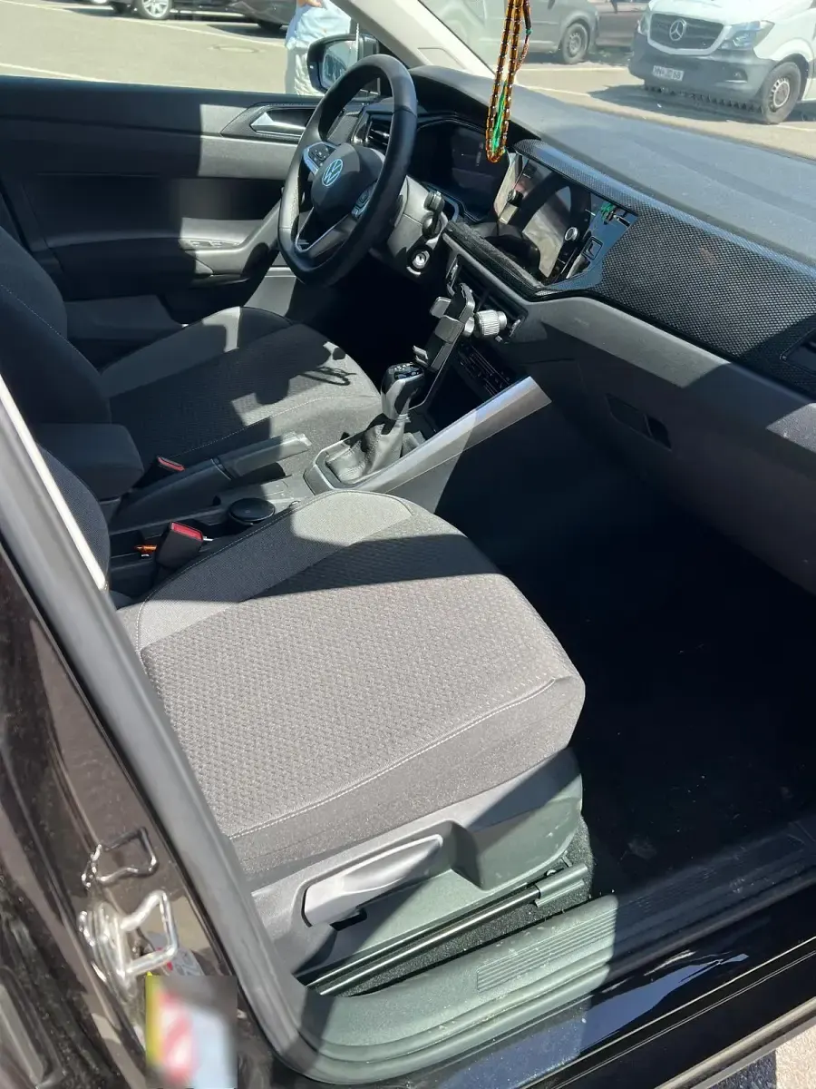 Gebraucht VW Polo Life 116 PS (85 kW) 2025 Schwarz Kleinwagen