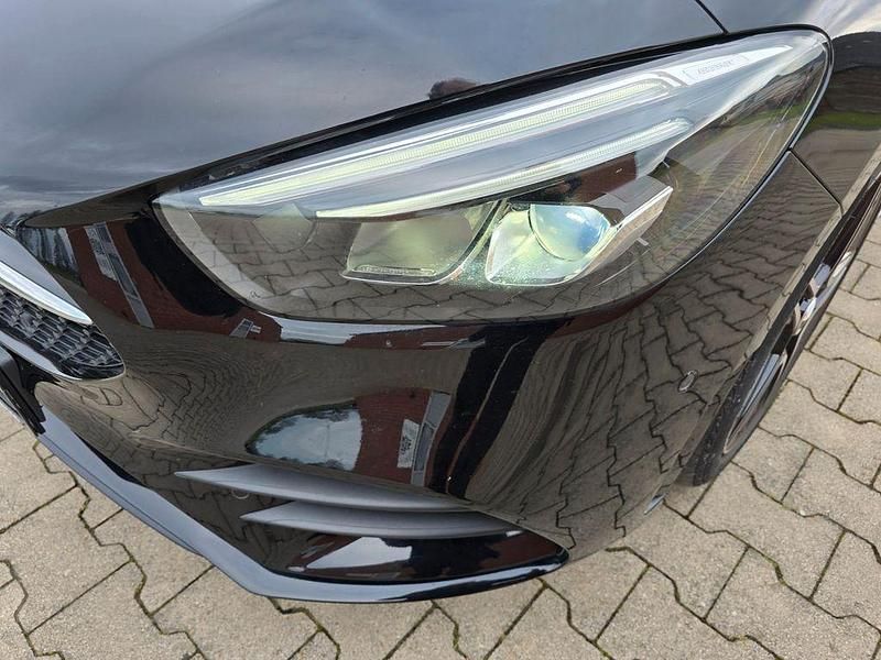 Gebraucht Mercedes B250 AMG line 160 PS (117 kW) 2020 Schwarz Kleinwagen
