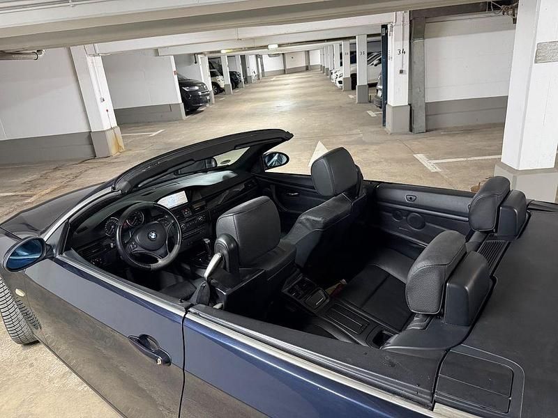 Gebraucht BMW 325 Cabriolet 218 PS (160 kW) 2007 Blau Cabrio