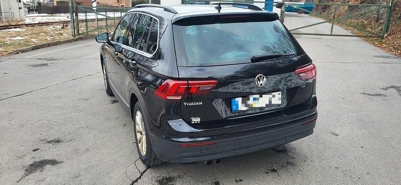 Gebraucht VW Tiguan Comfortline 150 PS (110 kW) 2019 Schwarz SUV