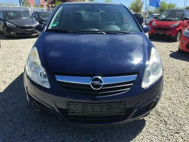 Gebraucht Opel Corsa Basis 80 PS (58 kW) 2009 Kleinwagen