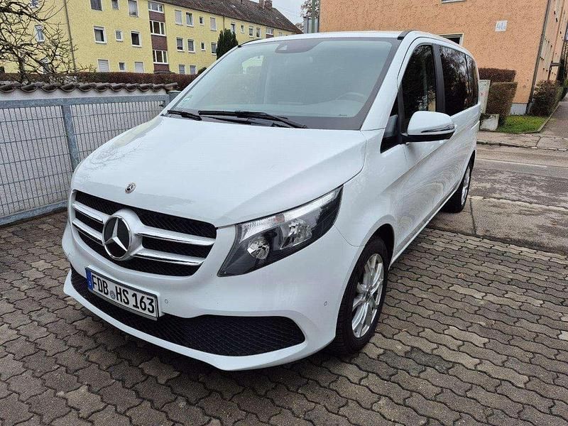 Gebraucht Mercedes V250 Edition 190 PS (139 kW) 2023 Weiß Van / Kleinbus