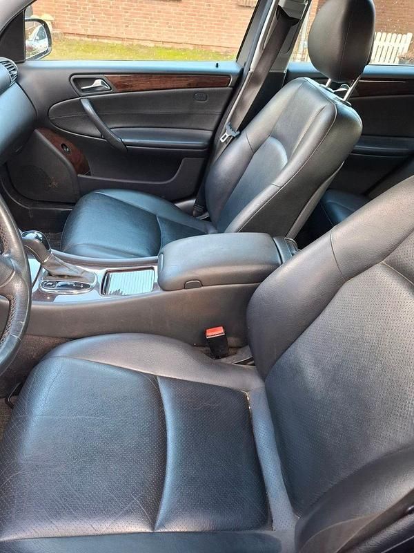 Gebraucht Mercedes C200 Elegance 163 PS (119 kW) 2004 Schwarz Kombi