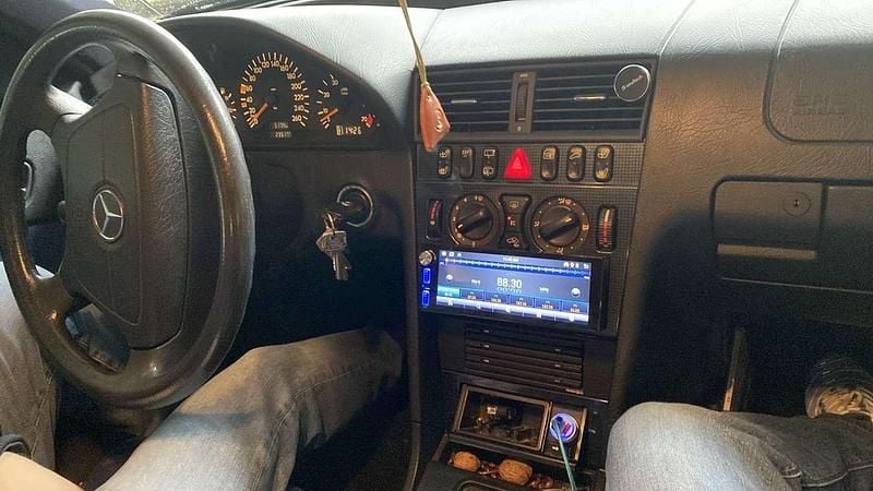 Gebraucht 1999 Mercedes C280 Kombi | 3.800 € (Fairer Preis) - Bild 1/4