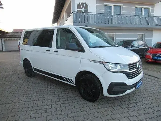 Gebraucht VW Multivan 150 PS (110 kW) 2020 Weiß Van / Kleinbus