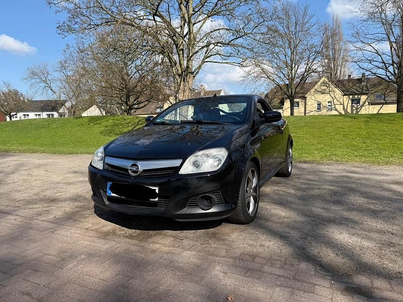 Gebraucht Opel Tigra 90 PS (66 kW) 2005 Schwarz Cabrio