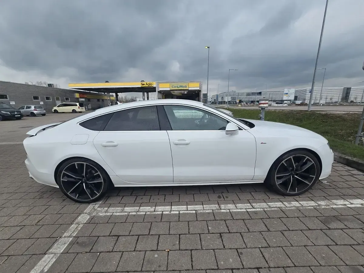 Gebraucht Audi A7 Sportback 204 PS (150 kW) 2014 Weiß Kleinwagen