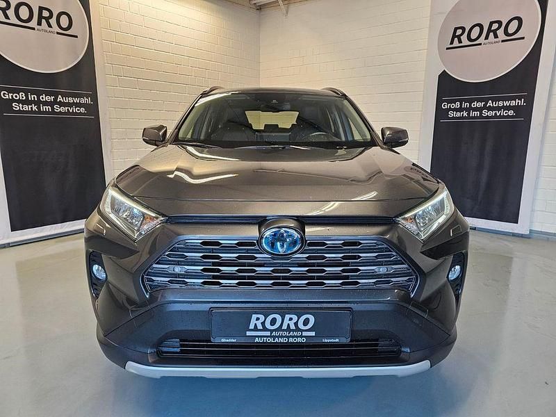 Gebraucht Toyota RAV4 Hybrid 218 PS (160 kW) 2021 Grau SUV