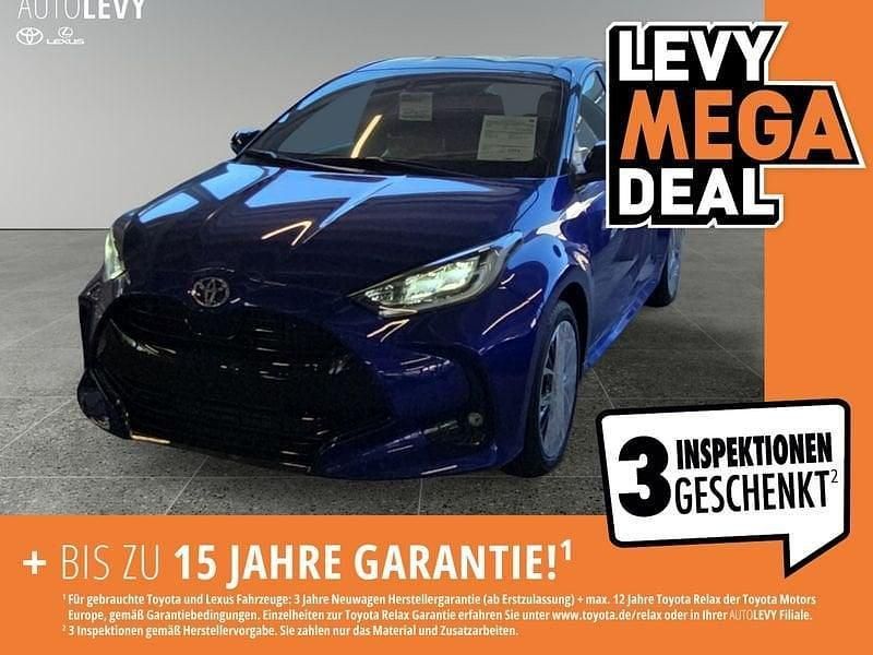 Rot Neu 2025 Toyota Yaris Hybrid Style Kleinwagen | 27.470 € (Fairer Preis) - Bild 1/4