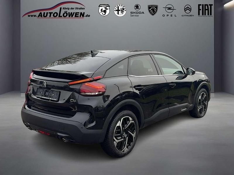 Gebraucht Citroën C4 PureTech 131 PS (96 kW) 2023 Lackierung schwarz perla nera/ Limousine