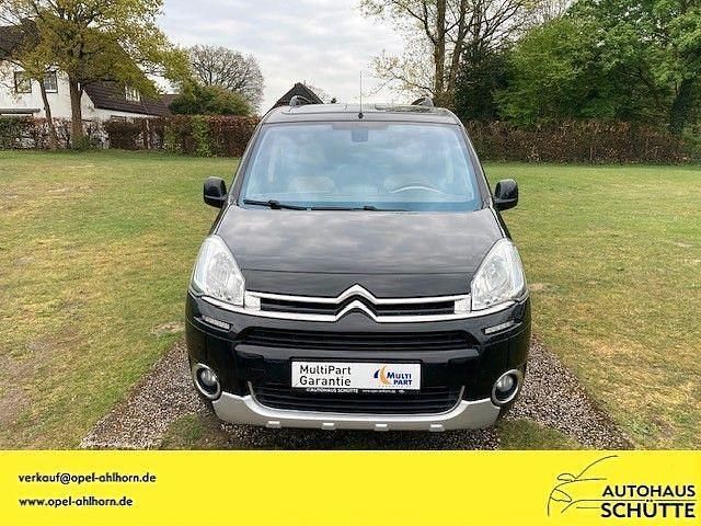 Schwarz Gebraucht 2014 Citroën Berlingo SELECTION Van / Kleinbus | 10.480 € (Teuer) - Bild 1/3