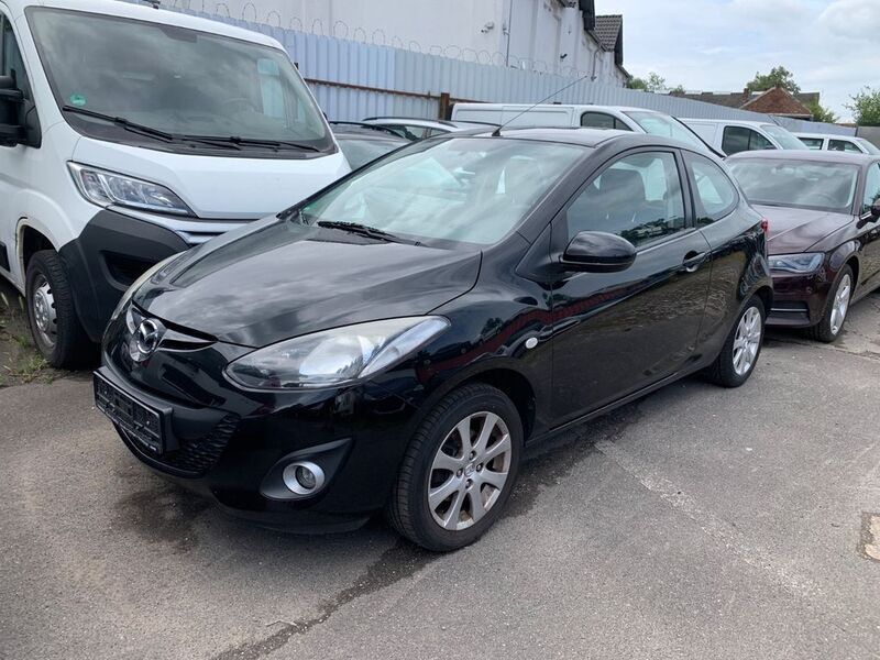 Schwarz Gebraucht 2012 Mazda 2 Edition Limousine | 3.999 € (Fairer Preis) - Bild 1/4