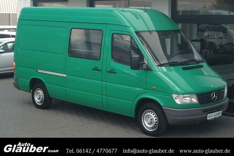 Grün Gebraucht 1997 Mercedes Sprinter Van | 14.950 € (Teuer) - Bild 1/4