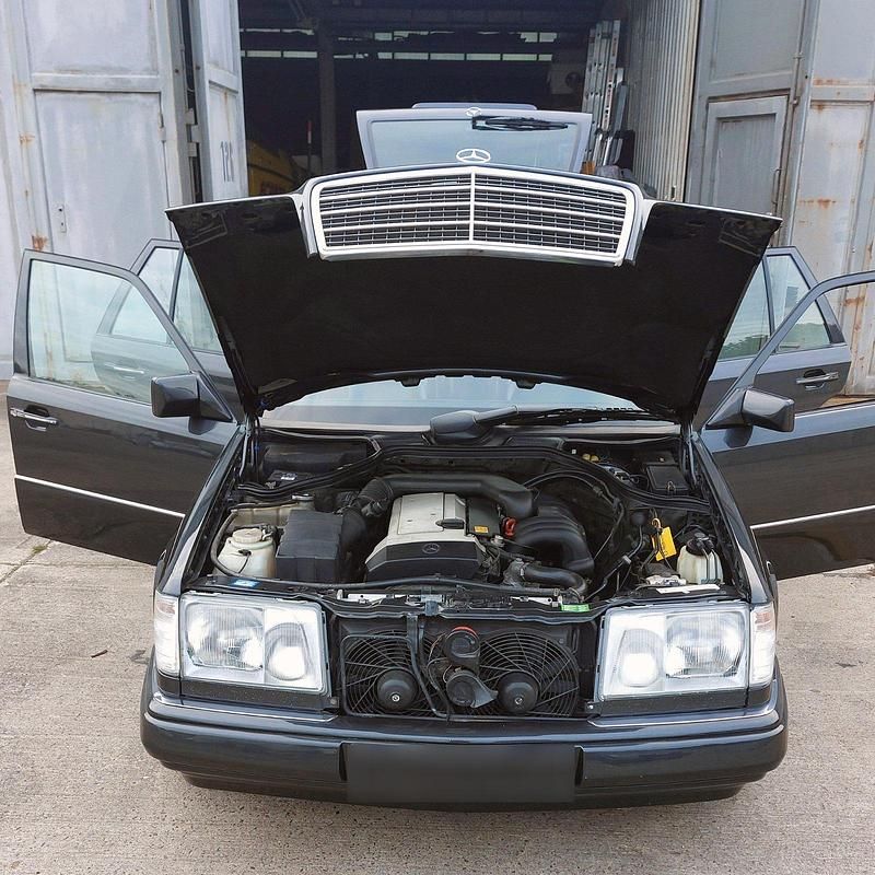 Gebraucht Mercedes E320 Sportline 220 PS (161 kW) 1993 Schwarz Kombi