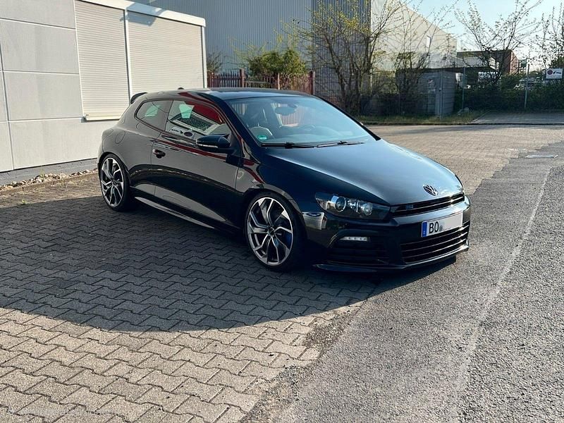 Schwarz Gebraucht 2010 VW Scirocco R Coupé | 12.900 € - Bild 1/4