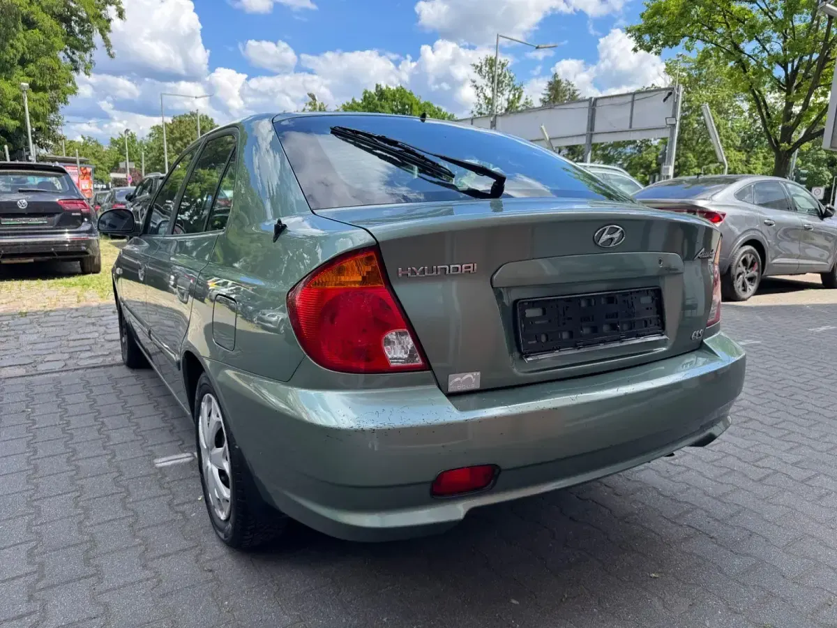 Gebraucht Hyundai Accent GLS 86 PS (63 kW) 2004 Grün Limousine