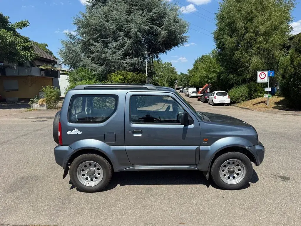 Gebraucht Suzuki Jimny Snow 86 PS (63 kW) 2006 Grau SUV