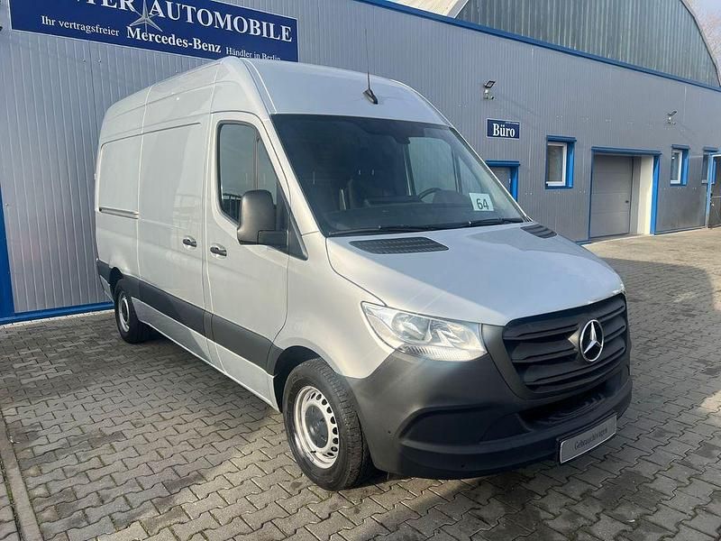 Gebraucht Mercedes Sprinter 150 PS (110 kW) 2021 9775 lackfarbe iridiumsilber m Van