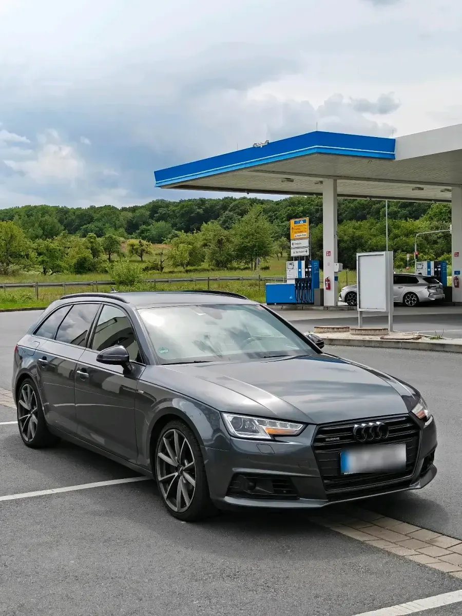 Gebraucht Audi A4 S-Line 218 PS (160 kW) 2018 Kombi