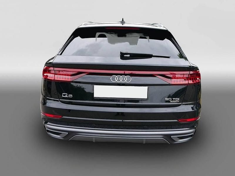 Gebraucht Audi Q8 S-Line 286 PS (210 kW) 2022 Schwarz SUV