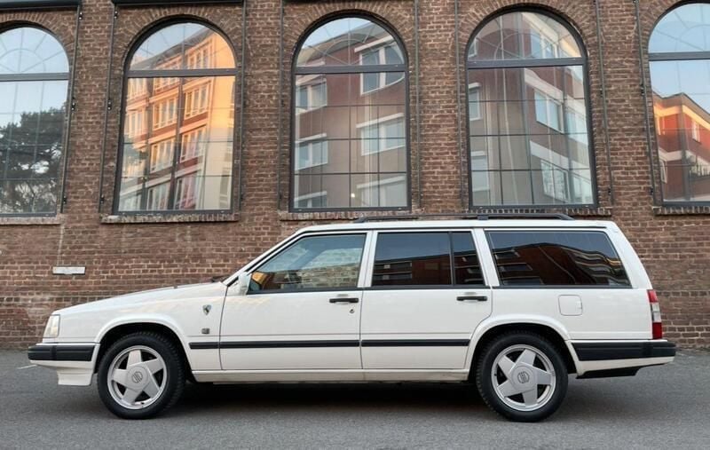 Weiß Gebraucht 1998 Volvo 940 Standard Kombi | 9.600 € (Guter Preis) - Bild 1/4