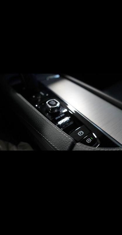 Gebraucht Volvo XC90 R-Design 393 PS (289 kW) 2020 Schwarz SUV