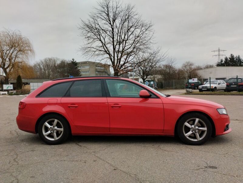 Gebraucht Audi A4 Ambition 120 PS (88 kW) 2009 Rot Kombi
